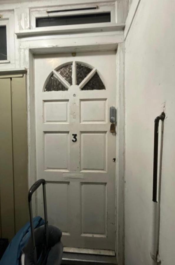 לונדון Arbnb Comfy Sleep Guest House Self Catering Private Bedrooms 60 Pound Per Night Per Person מראה חיצוני תמונה